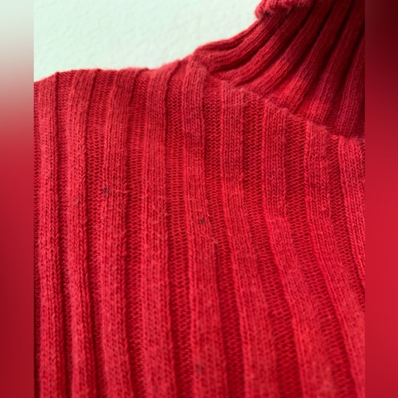 Red Ribbed Turtleneck - Picture 3 of 10